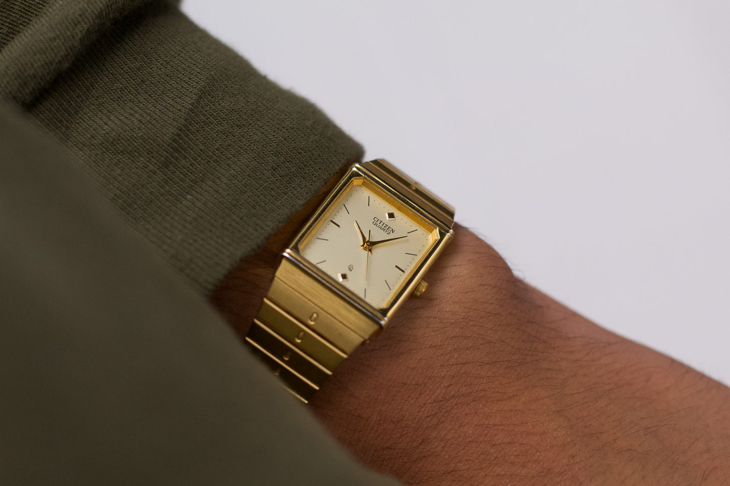 1989 Citizen Quartz Light Golden Dial Tank Men's Wrist-Watch