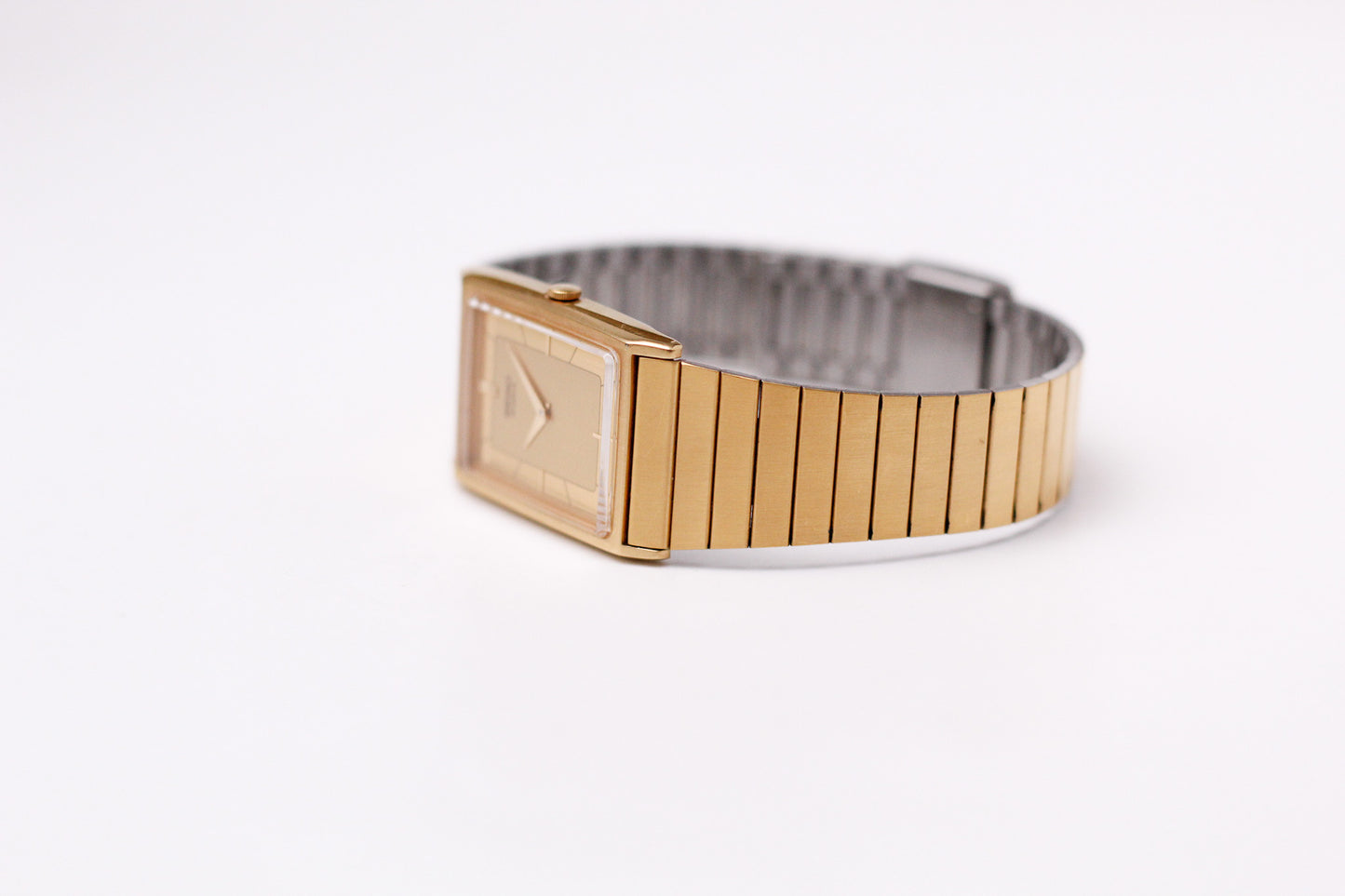 1984 Seiko Quartz 'Tank' Gold Toned Men's Wrist Watch