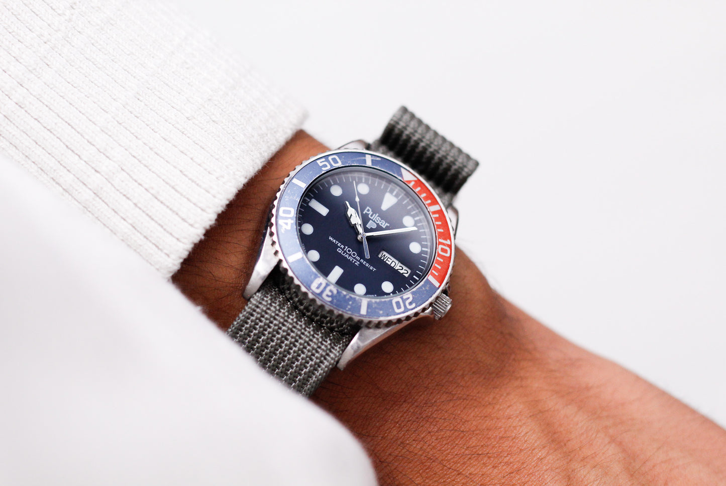 1981 Pulsar Quartz Marine Blue Dial Pepsi Diver Men's Wrist-Watch
