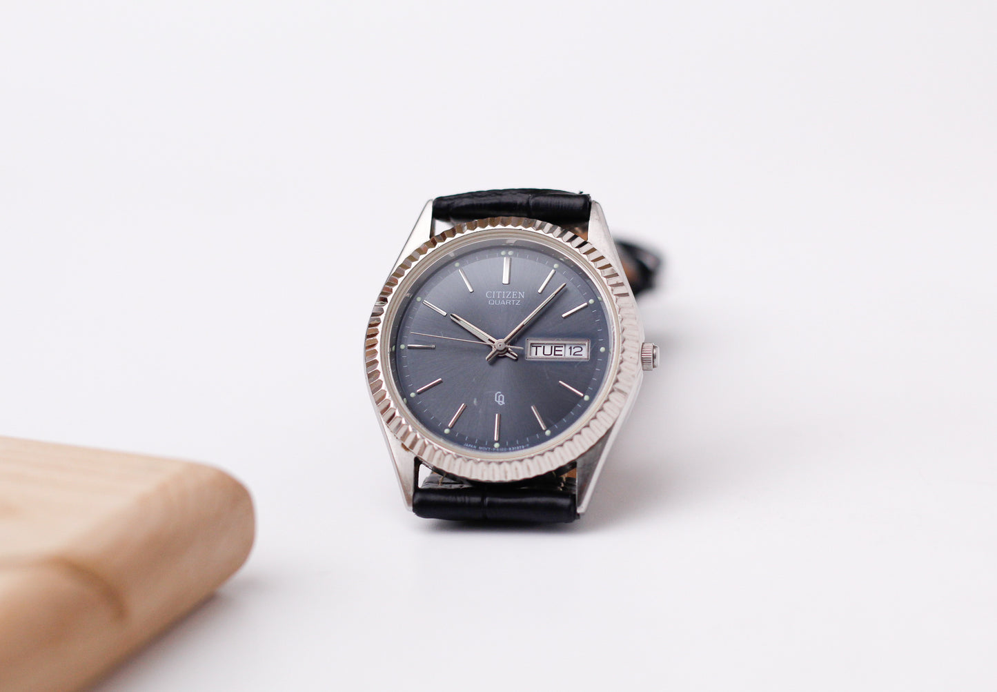 1995 Citizen Quartz 'Baby Day-Date' Metallic Blue Dial Men's Wrist-Watch