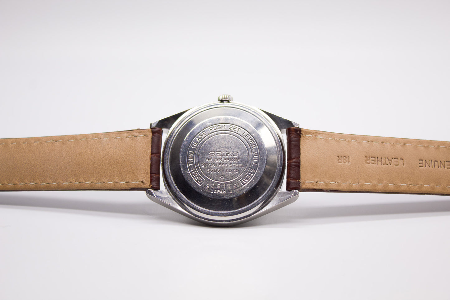 [Serviced] 1969 Seiko Lord-Matic Silver Sunburst Dial Men's Wrist-Watch