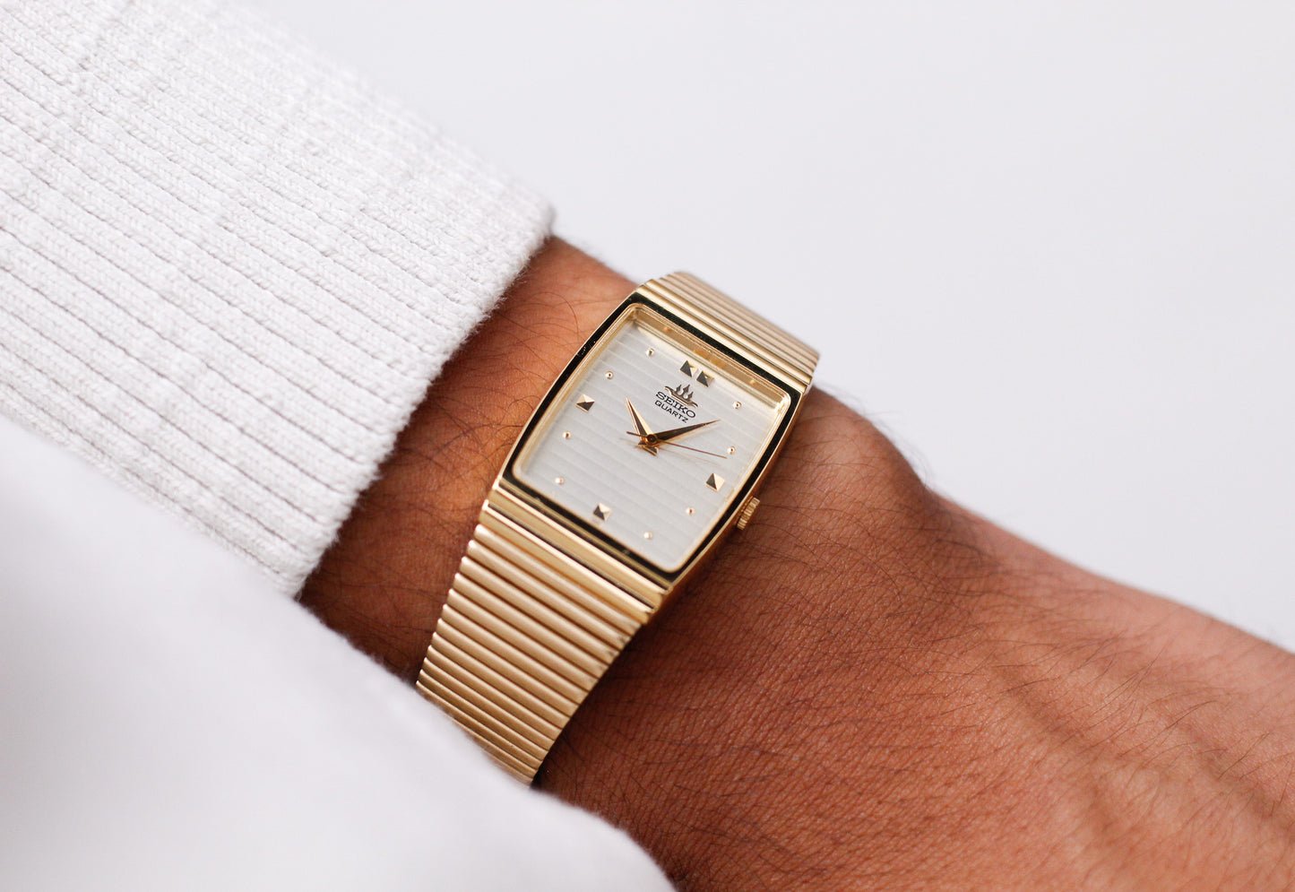 1988 Seiko Quartz Baby Galaxy Linear Champagne Dial Men's Wrist Watch W/Box
