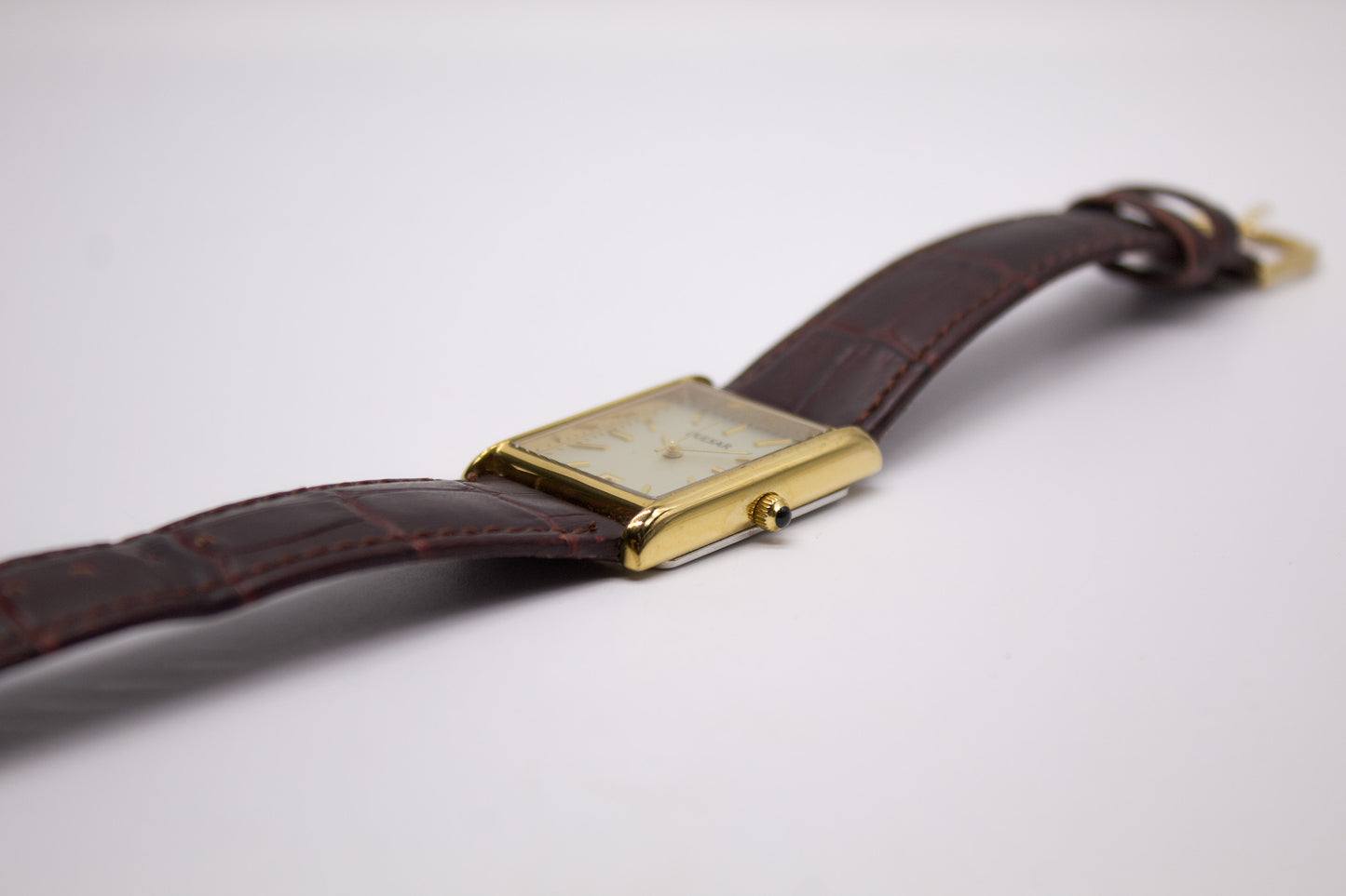 2006 Pulsar Quartz Tank Pale Golden Dial Men's Wrist-Watch