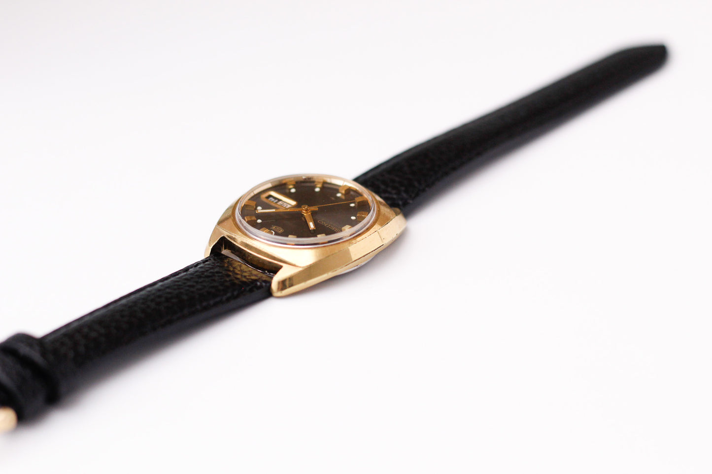 [Serviced] 1969 Seiko 5 Automatic Charcoal Sunburst Dial Men's Wrist-Watch