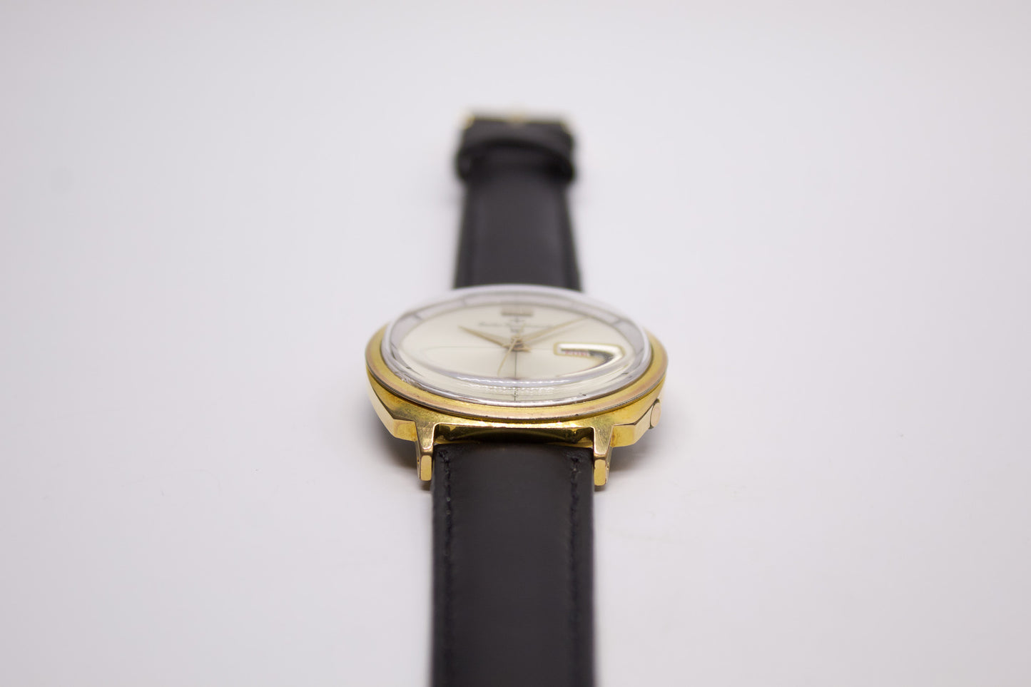 1960s Seiko Sportsmatic 5 Champagne Sunburst Dial Men's Wrist-Watch