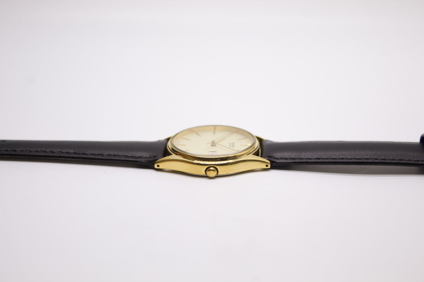 1997 Seiko Quartz Warm Gold Toned Men's Dress Wrist-Watch