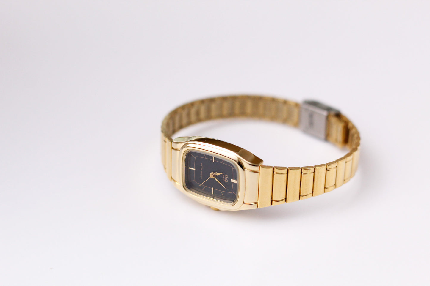 [Near Mint] 1990s Citizen Q&Q Inky Black Dial Ladies' Wrist-Watch