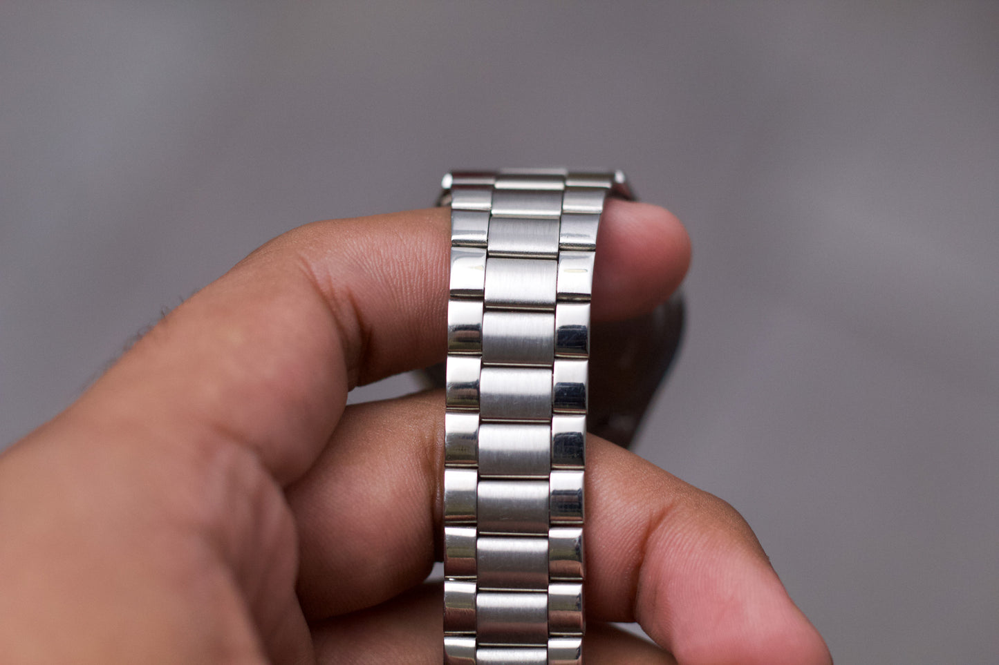 1995 Pulsar Quartz Silver Sunburst Dial Men's Wrist-Watch W/Tag