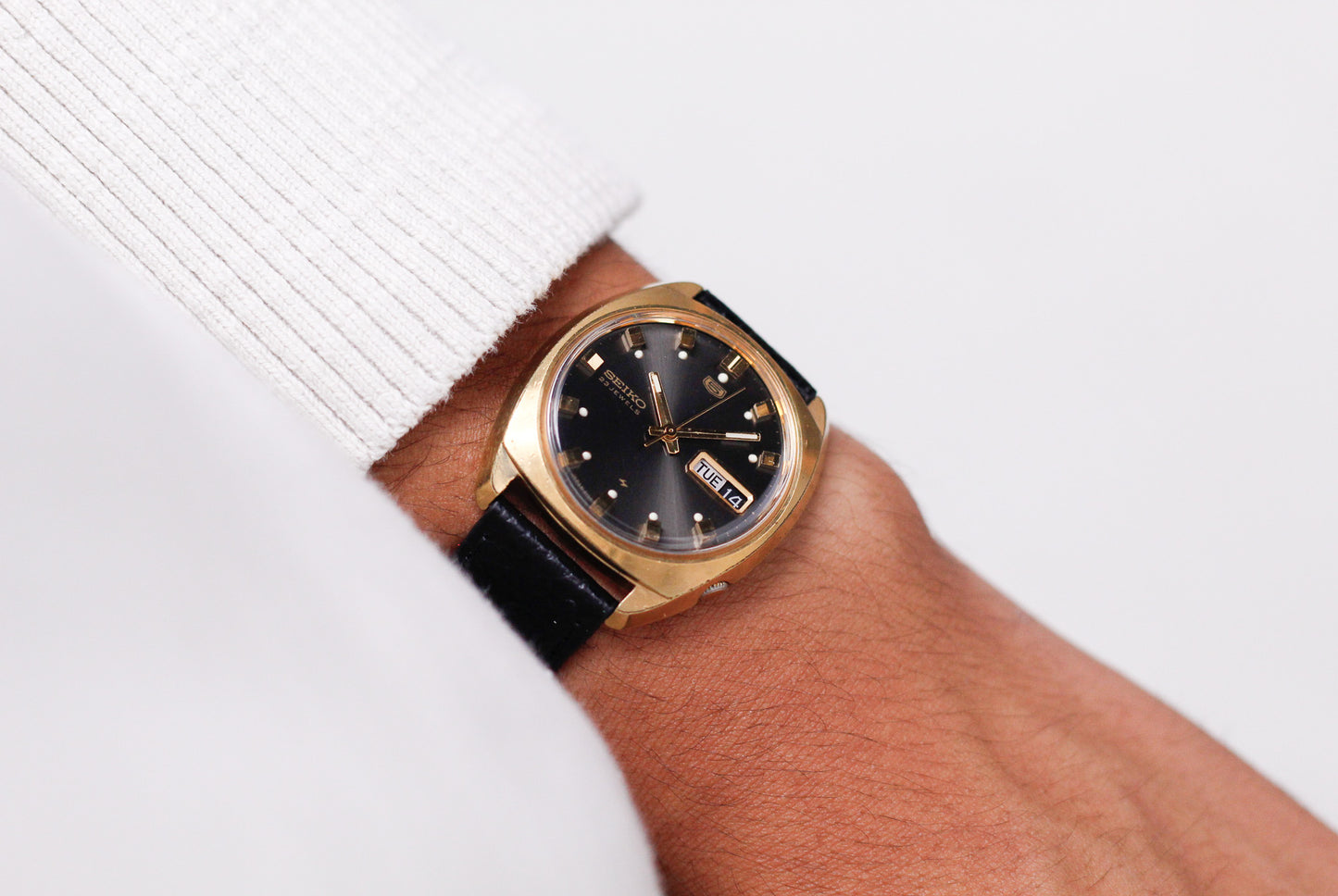 [Serviced] 1969 Seiko 5 Automatic Charcoal Sunburst Dial Men's Wrist-Watch