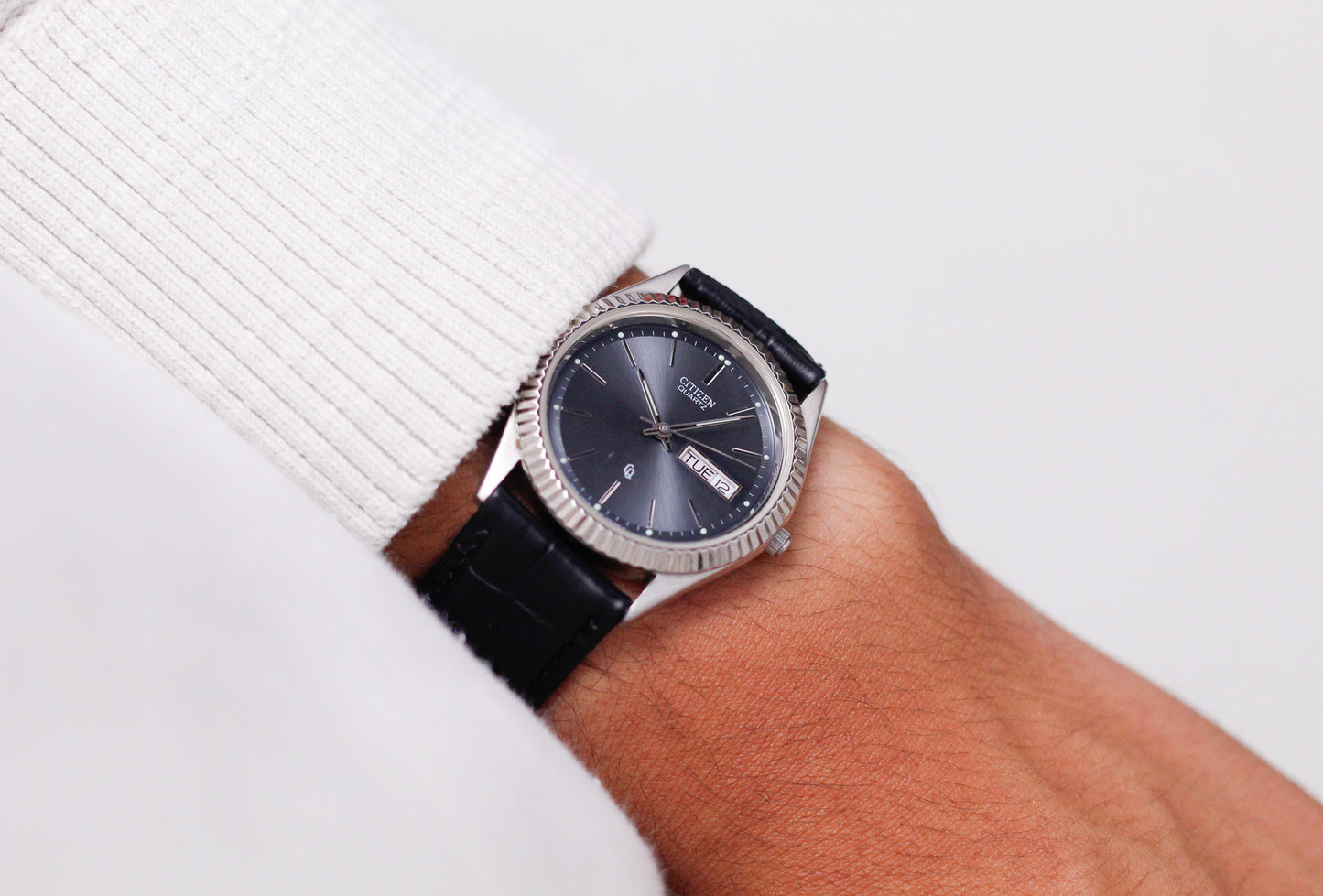1995 Citizen Quartz 'Baby Day-Date' Metallic Blue Dial Men's Wrist-Watch