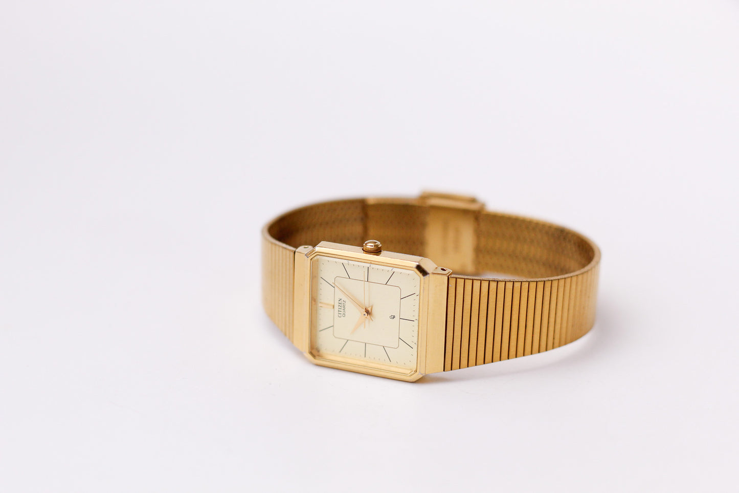 1993 Citizen Quartz Golden 'Tank' Men's Wrist-Watch