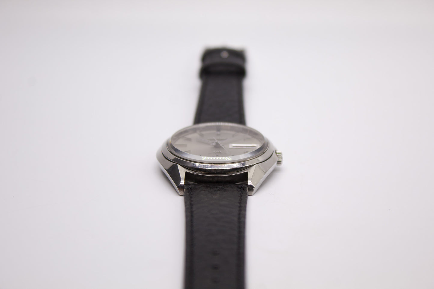[Serviced] 1971 Seiko Lord-Matic Golden Gray Sunburst Dial Men's Wrist-Watch