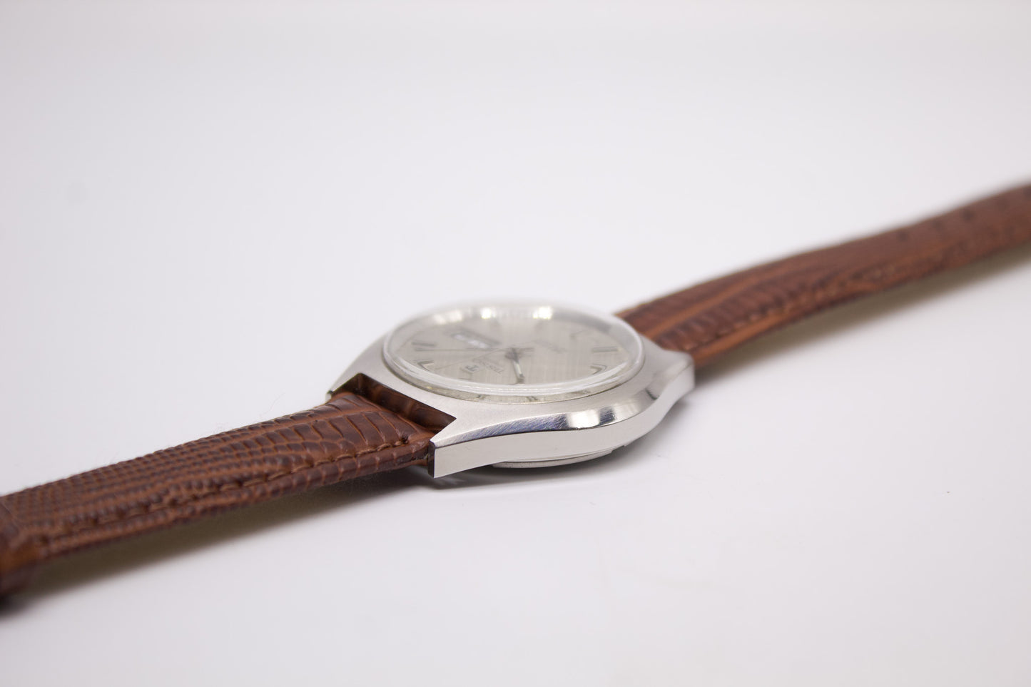 [Serviced] 1970s Tissot Seastar Automatic Silver Linen Dial Men's Wrist-Watch