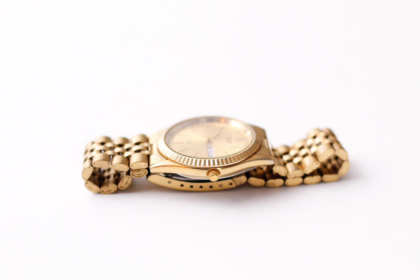 1992 Citizen CQ 'Baby Day-Date' Golden Sunburst Dial Men's Wrist-Watch