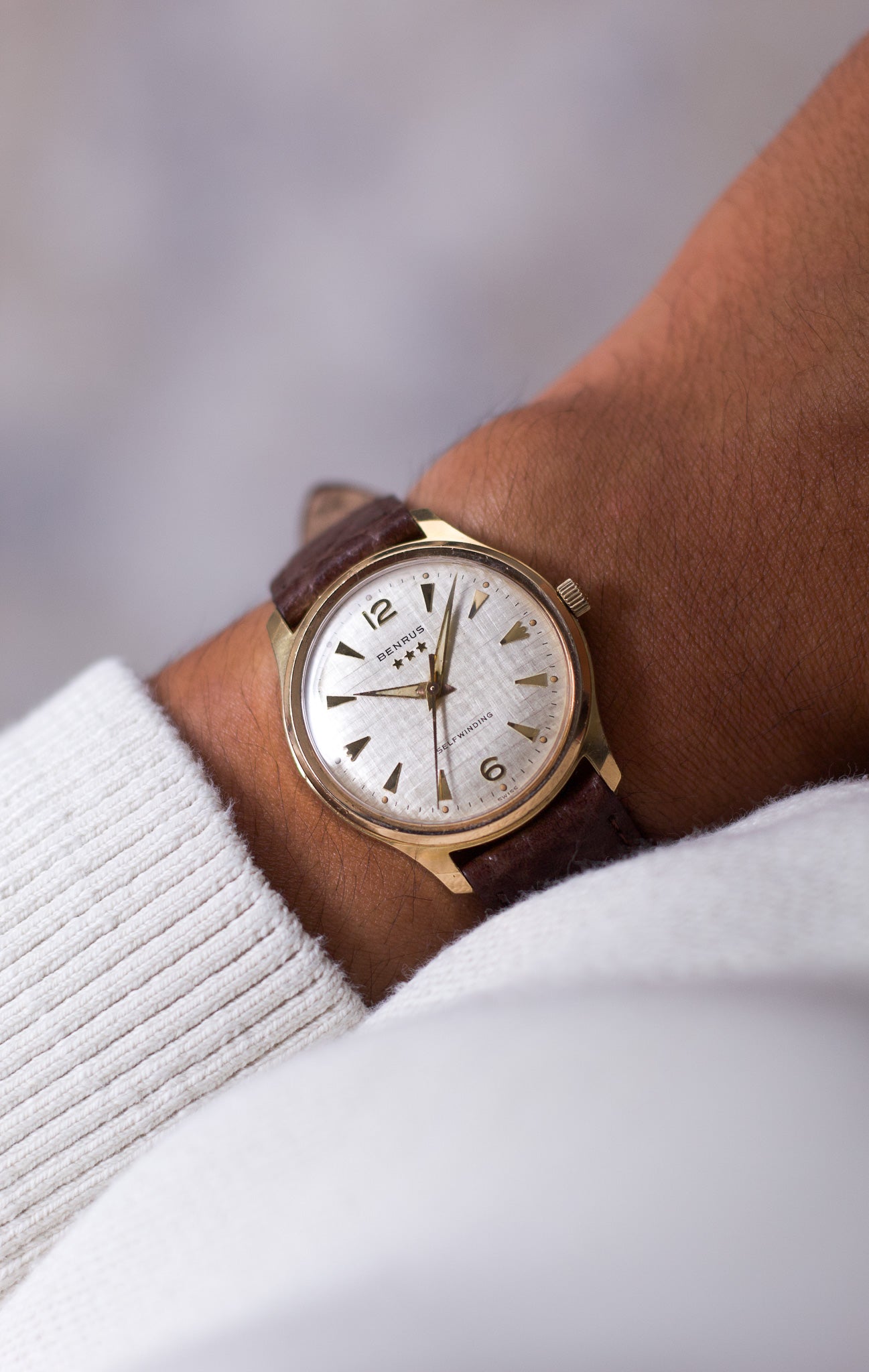 [Serviced] 1960s Benrus Golden Linen Dial Automatic Men's Wrist-Watch