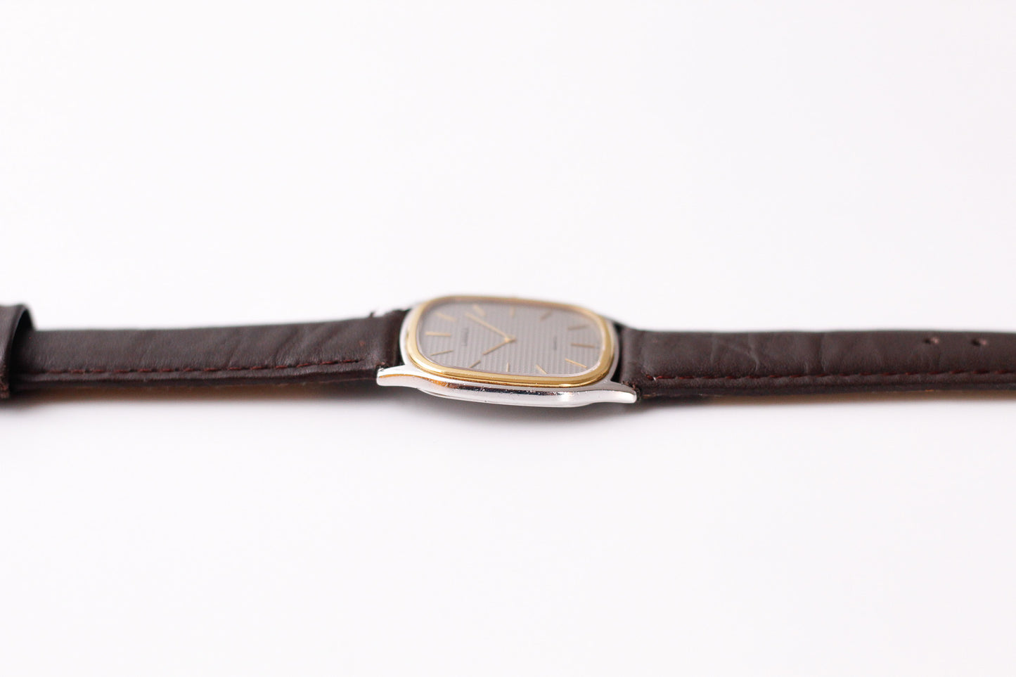 1984 Seiko Lassale Quartz Textured Gray Dial Two Tone Men's Wrist-Watch