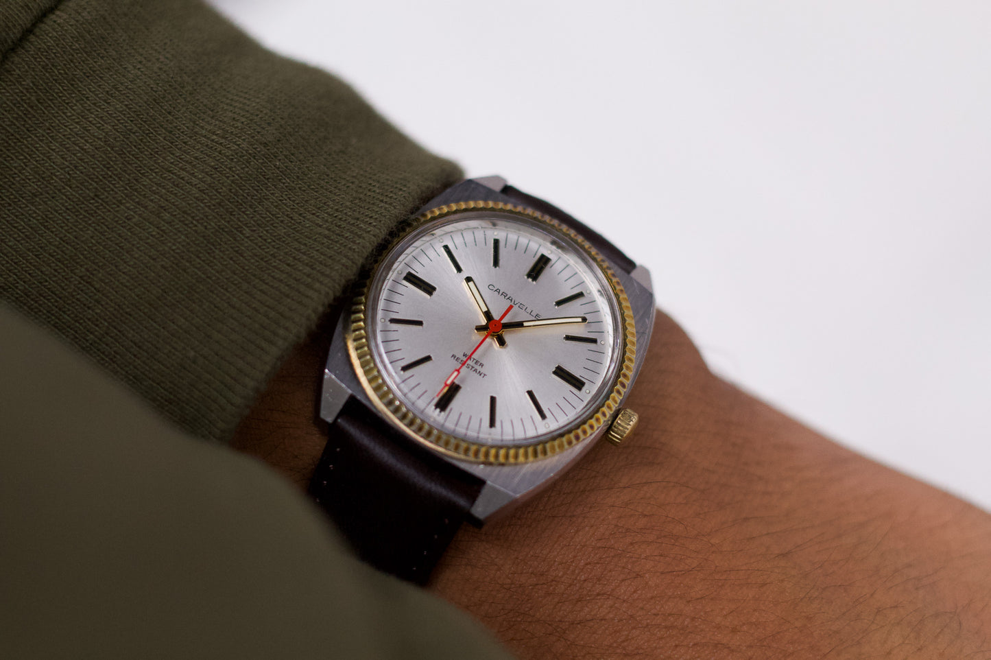 1970s Caravelle Mechanical Silver Sunburst Dial Two Tone Men's Wrist-Watch