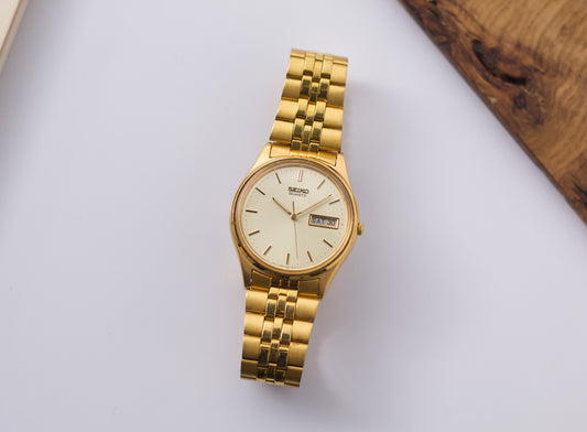 1993 Seiko Quartz Champagne Dial Gold Toned Men's Wrist-Watch