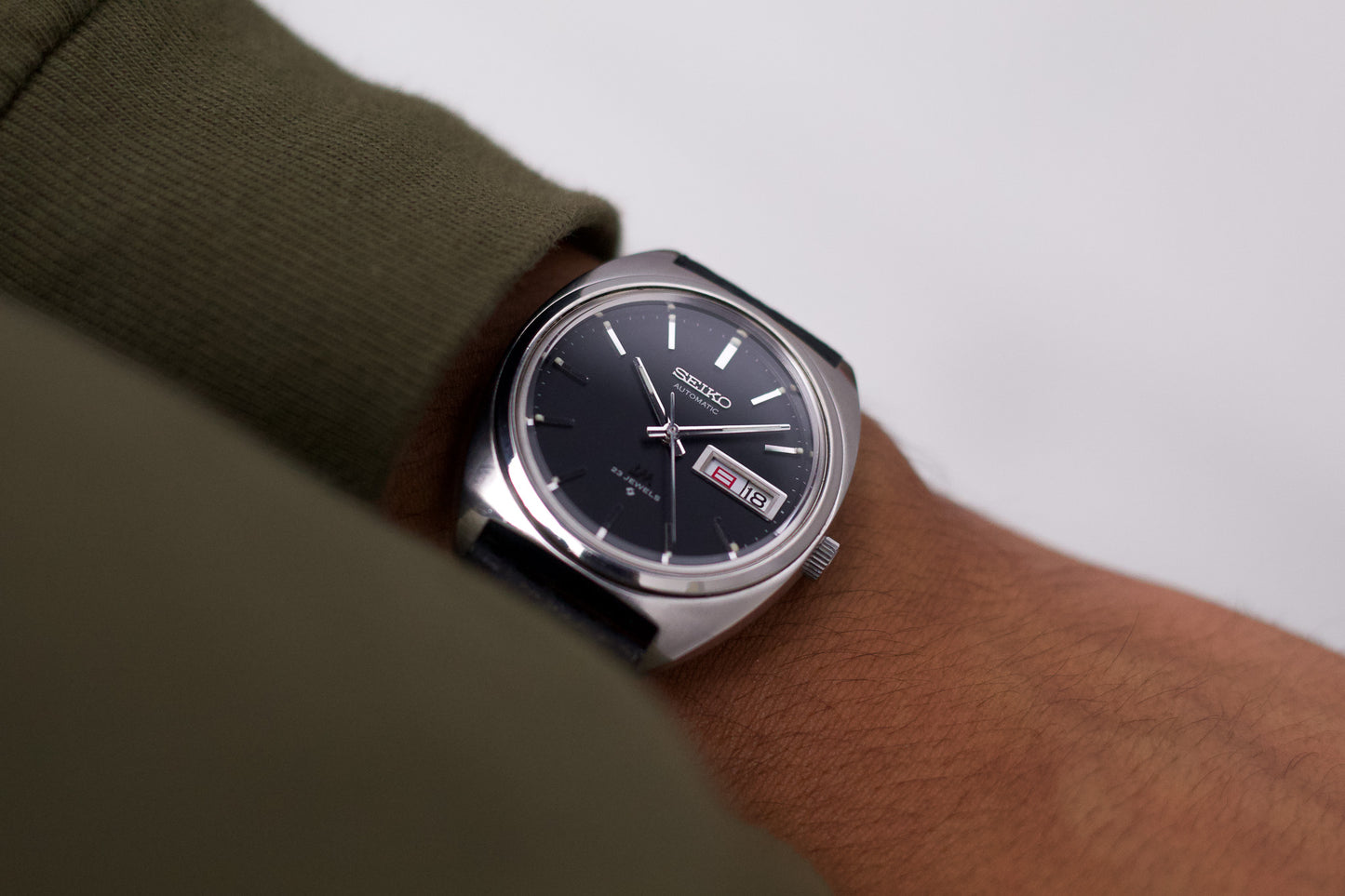 [Serviced] 1971 Seiko Lord-Matic Matte Midnight Black Dial Men's Wrist-Watch