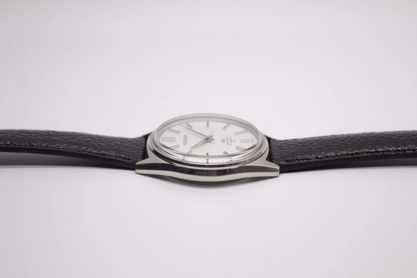 [Serviced] 1976 Seiko Lord-Matic Ivory Dial Men's Wrist-Watch