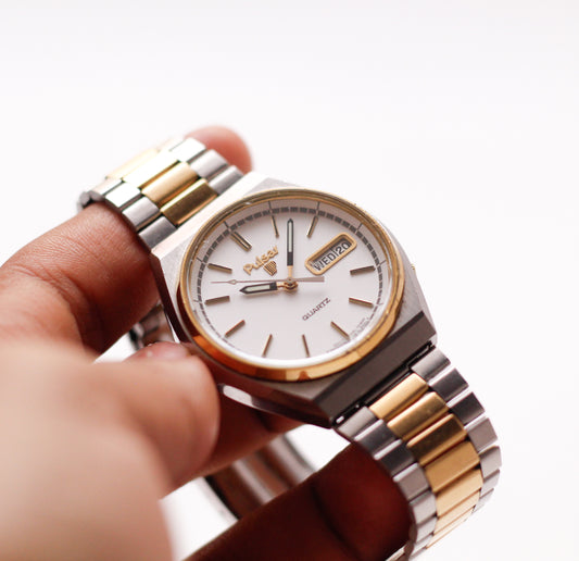 1980 Pulsar Quartz Stark White Dial Men's Two Tone Wrist Watch