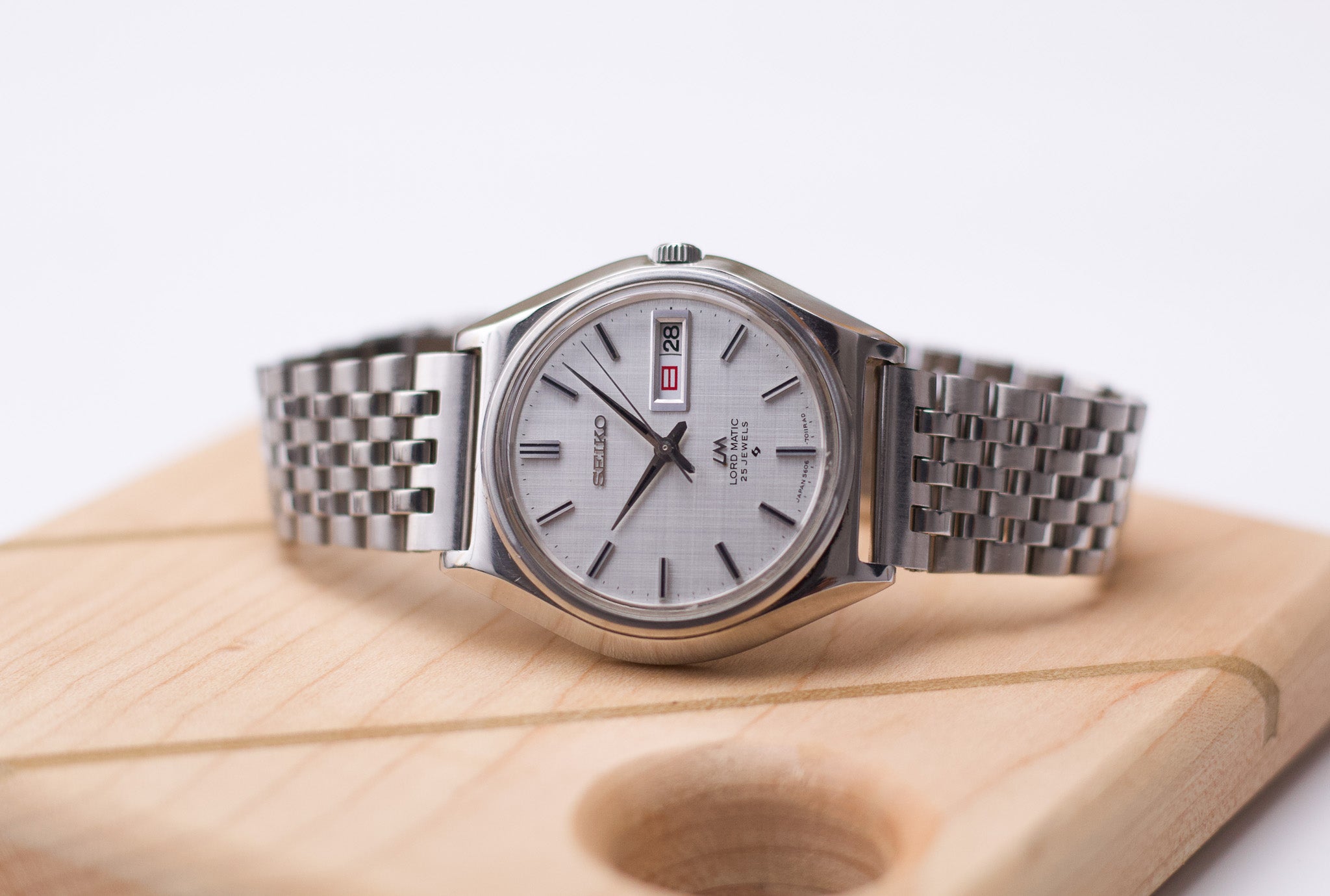 SEIKO LORD MATIC 腕時計 Serviced] 1969 Seiko Lord-Matic Silver Linen Dial Men's Wrist