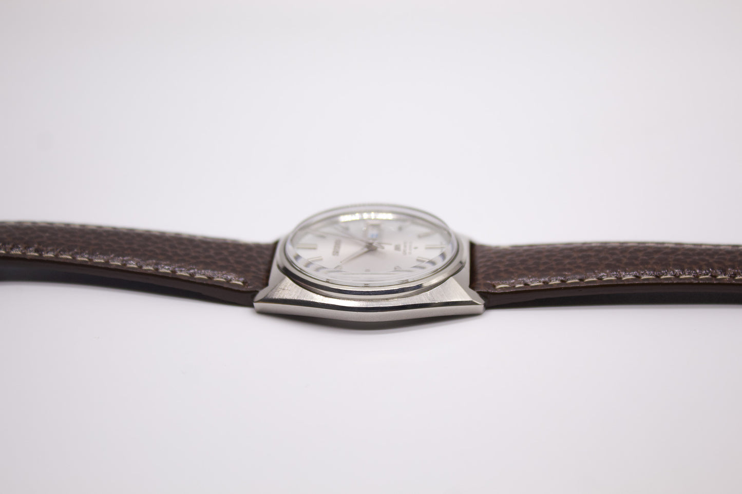 [Serviced] 1969 Seiko Lord-Matic Silver Sunburst Dial Men's Wrist-Watch
