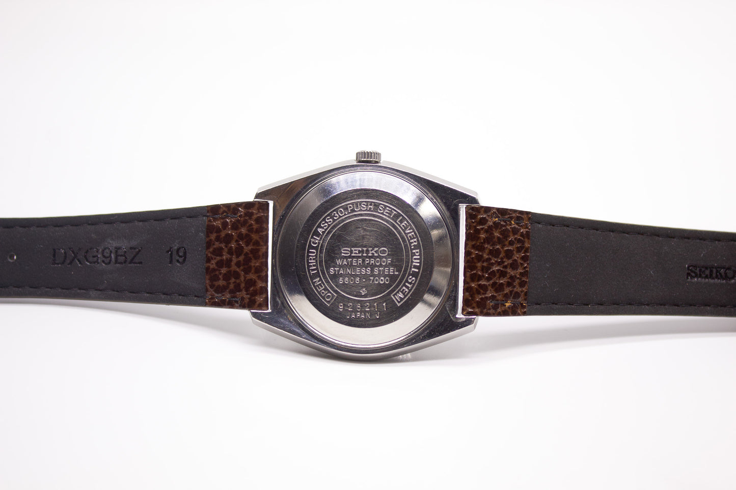 [Serviced] 1969 Seiko Lord-Matic Silver Sunburst Dial Men's Wrist-Watch