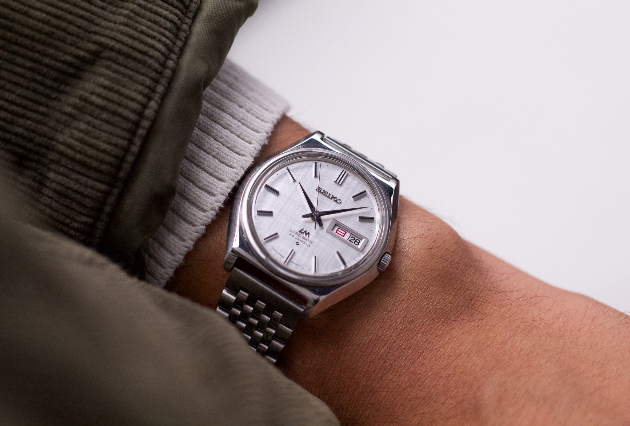 Serviced] 1969 Seiko Lord-Matic Silver Linen Dial Men's Wrist