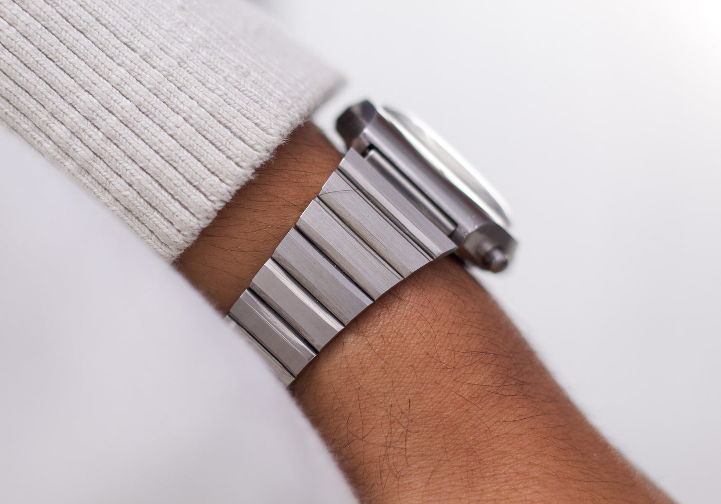 [Serviced] 1976 Seiko Automatic Chronograph Brilliant Gray Sunburst Dial Men's Wrist-Watch