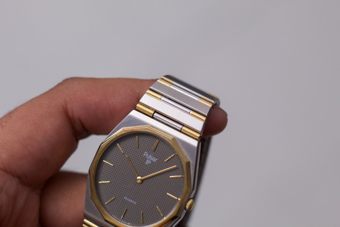 1993 Pulsar Quartz Gray Waffle Dial Two Tone Men's Wrist-Watch