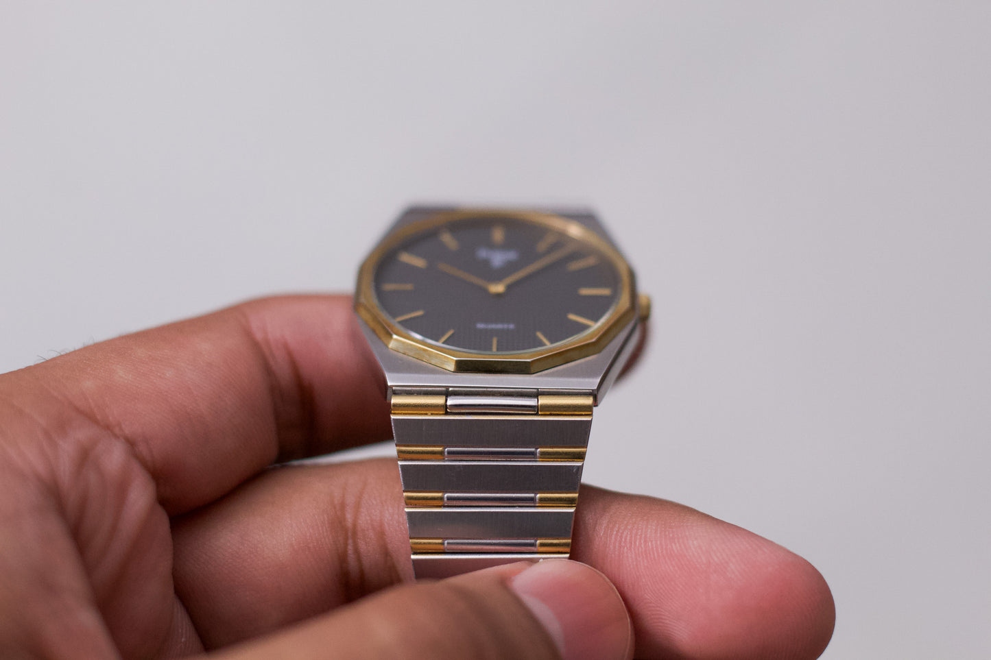 1993 Pulsar Quartz Gray Waffle Dial Two Tone Men's Wrist-Watch