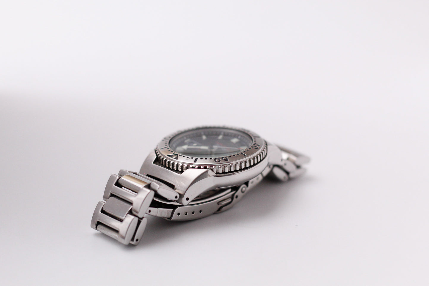 2005 Seiko Diver's 200M Kinetic Inky Black  Dial Men's Wrist-Watch Full-Set