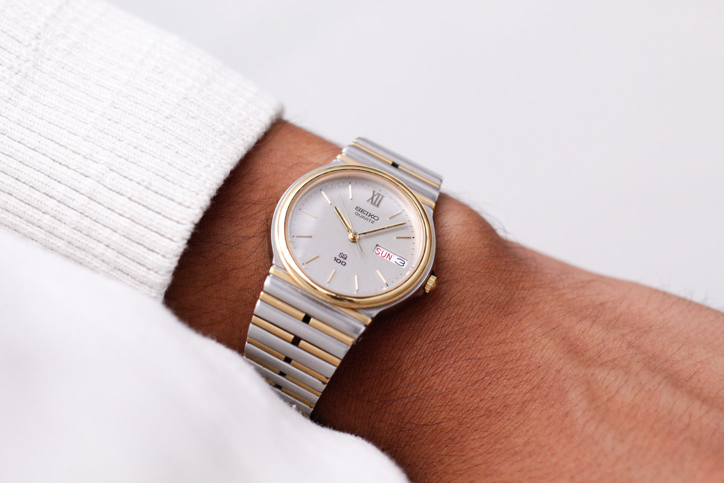 1985 Seiko SQ 100 Textured Gray Dial Two Tone Men's Wrist-Watch W/Box