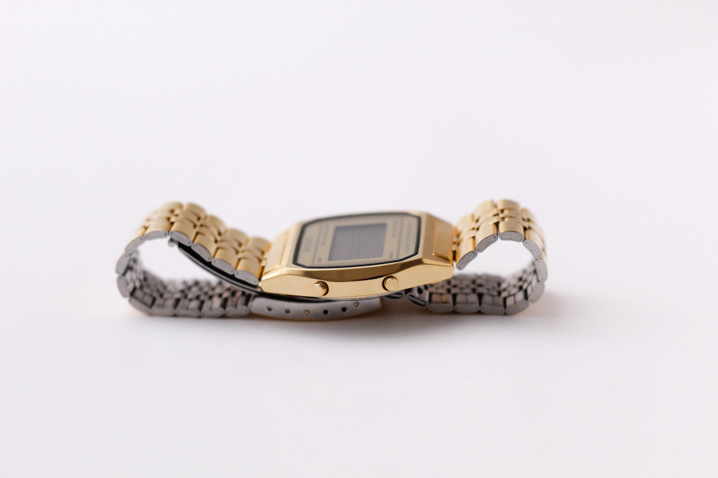 [Near Mint] Seiko Golden Quartz Digital Alarm-Chronograph Men's Wrist-Watch W/Box & Tag