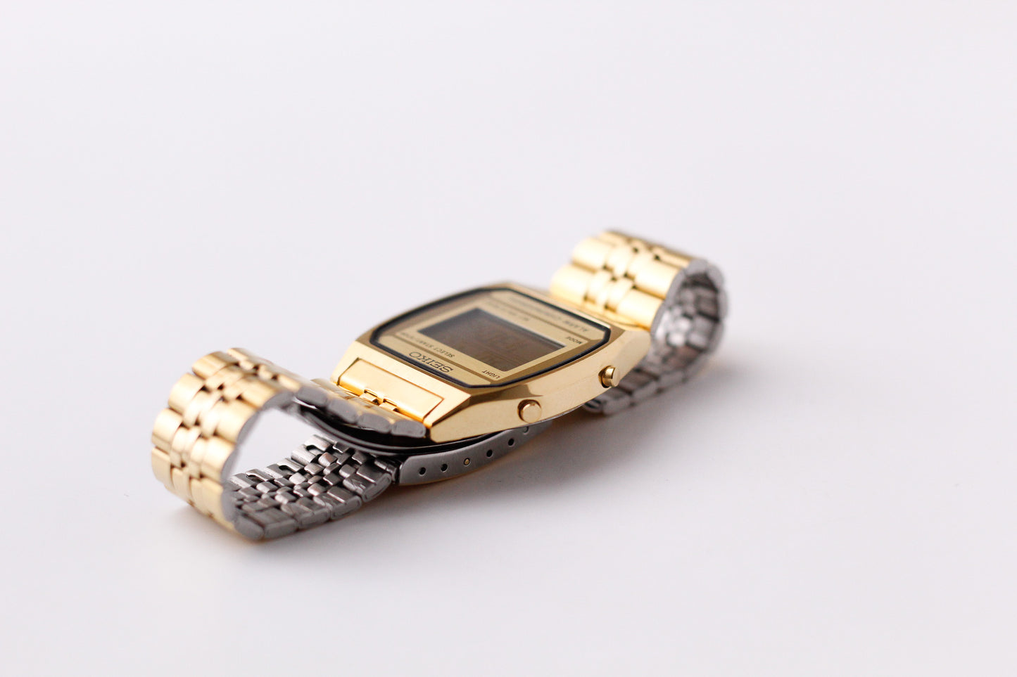 [Near Mint] Seiko Golden Quartz Digital Alarm-Chronograph Men's Wrist-Watch W/Box & Tag