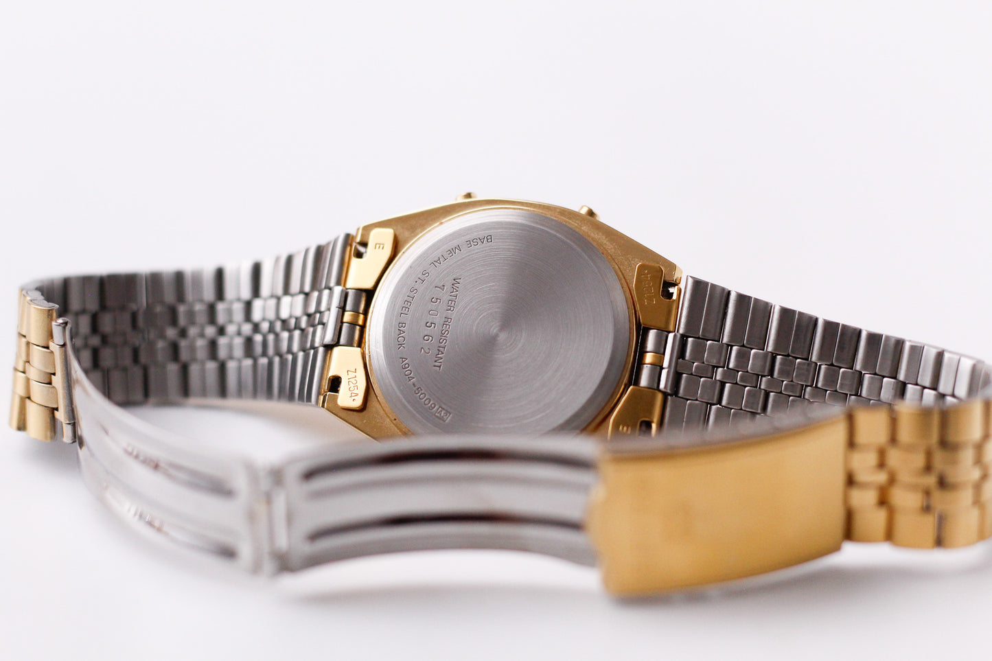 [Near Mint] Seiko Golden Quartz Digital Alarm-Chronograph Men's Wrist-Watch W/Box & Tag