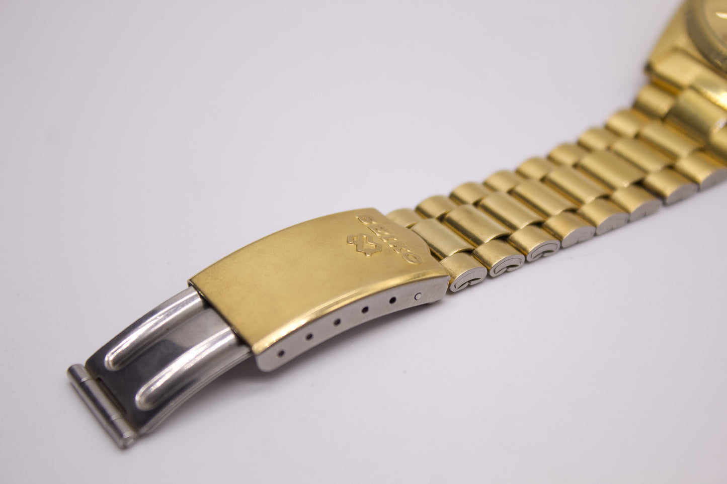 1987 Seiko SQ 'Baby President' Gold Toned Men's Wrist-Watch