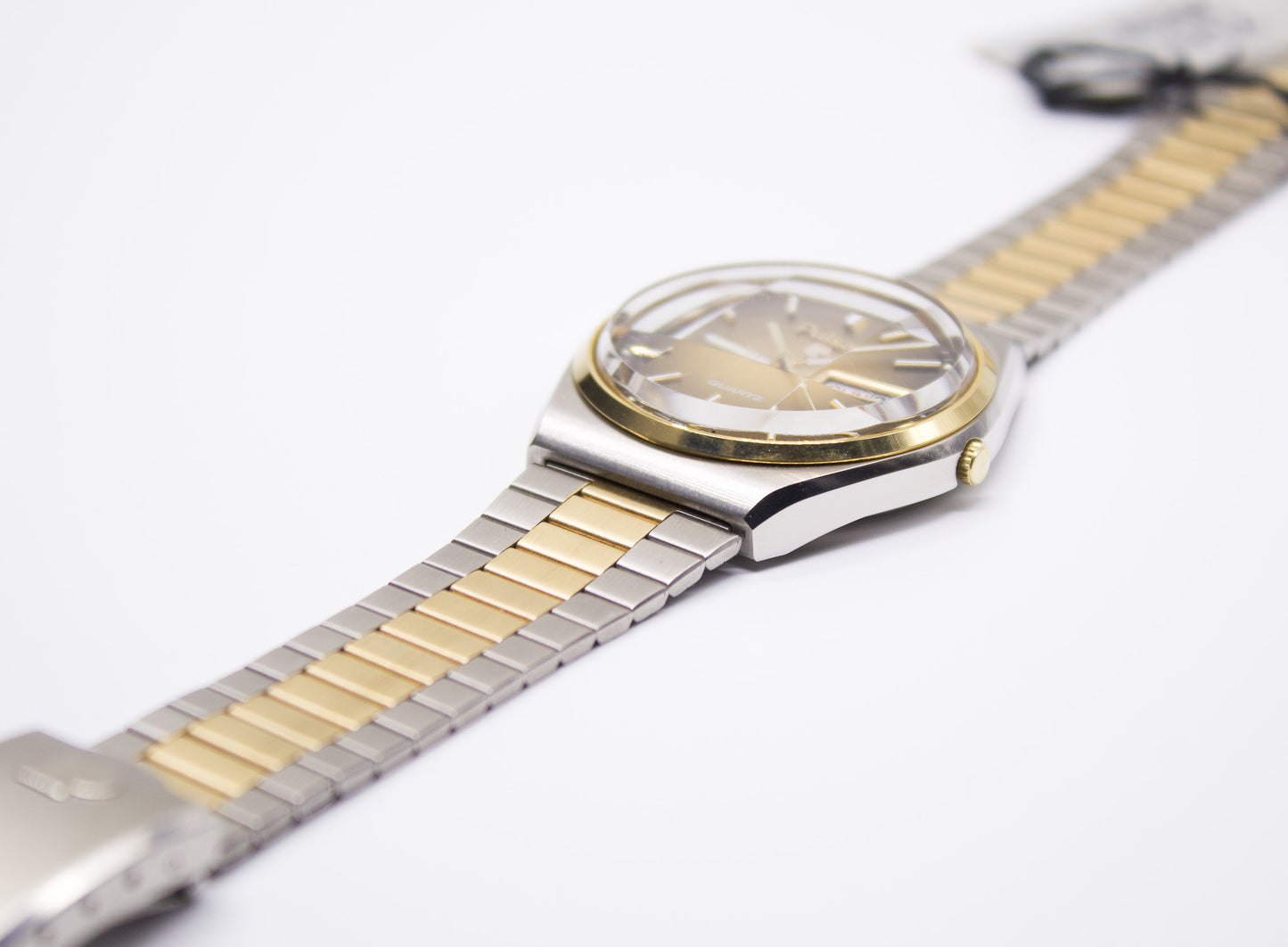 [Near Mint] 1980s Pulsar Quartz Tiger Sunburst Dial Faceted Crystal Men's Wrist-Watch W/Box