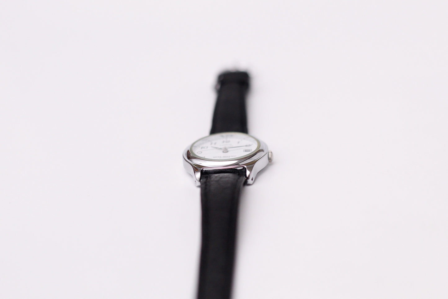 [Mint] 1990s Lorus Quartz Brilliant White Dial Ladies' Wrist-Watch