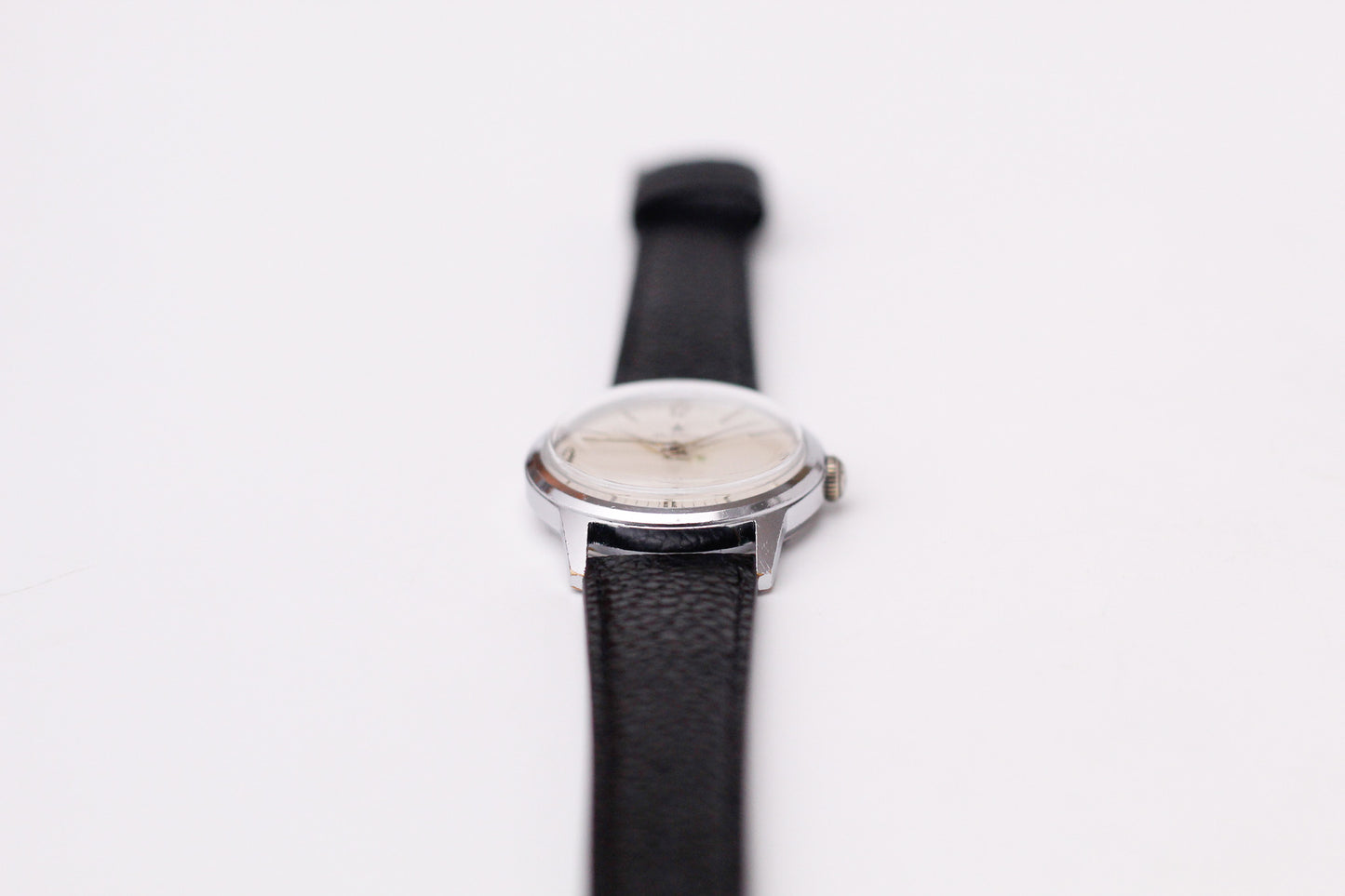 [Serviced] 1970s Buren Mechanical Cream White Dial Men's Wrist-Watch