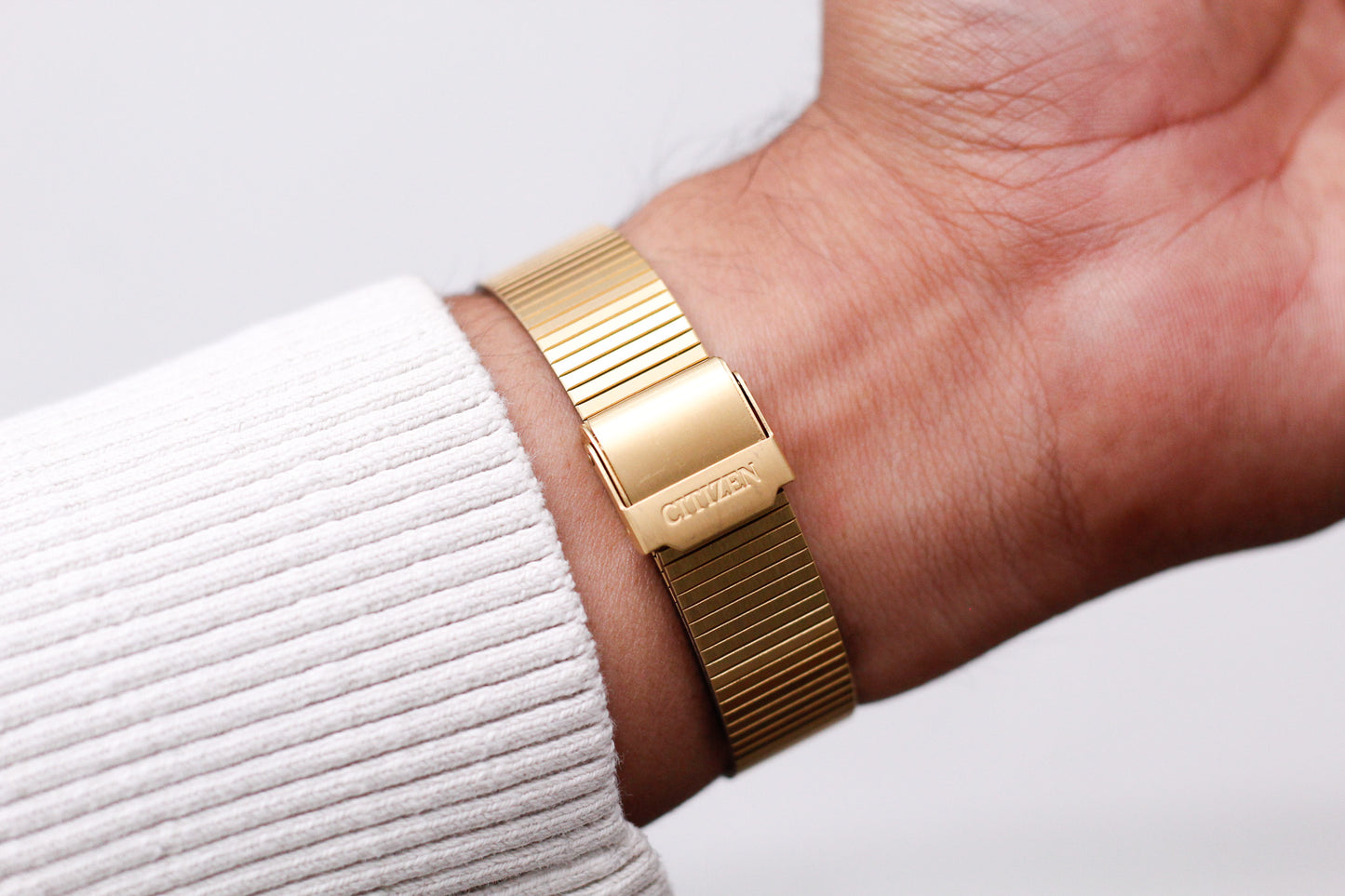 1995 Citizen Quartz Golden 'Tank' Men's Wrist-Watch