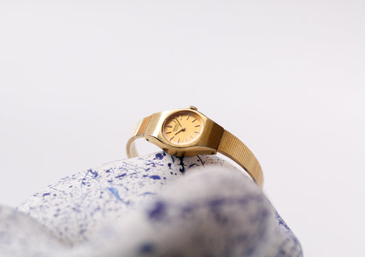1984 Seiko Quartz Straight Grain Golden Dial Ladies' Wrist Watch