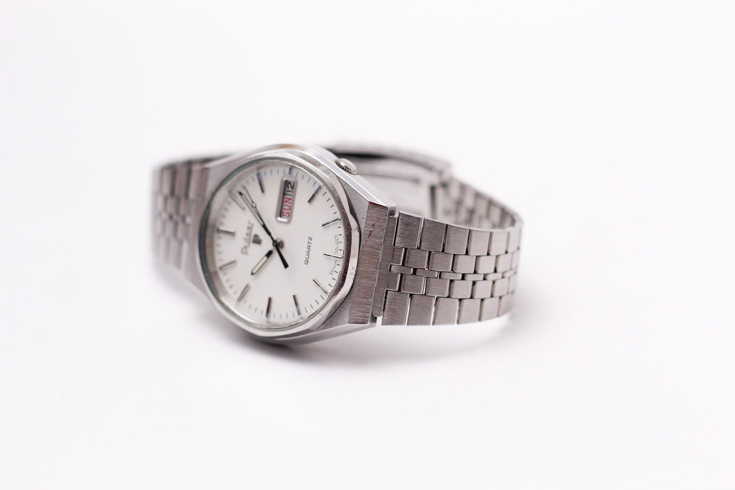 1980 Pulsar Quartz Textured Silver Dial Men's Wrist-Watch