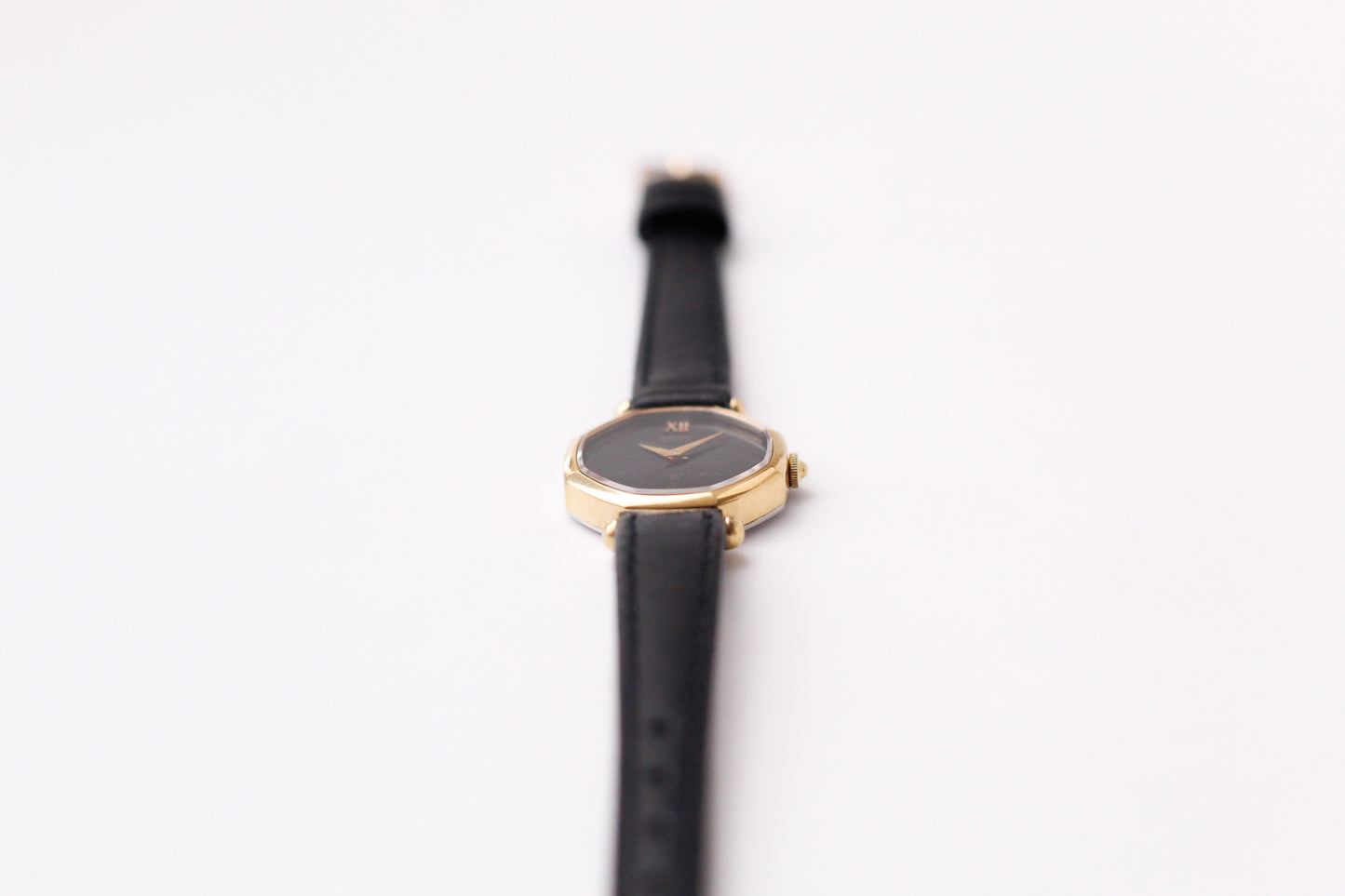 1991 Seiko Quartz Chariot Inky Black Dial Ladies' Wrist-Watch