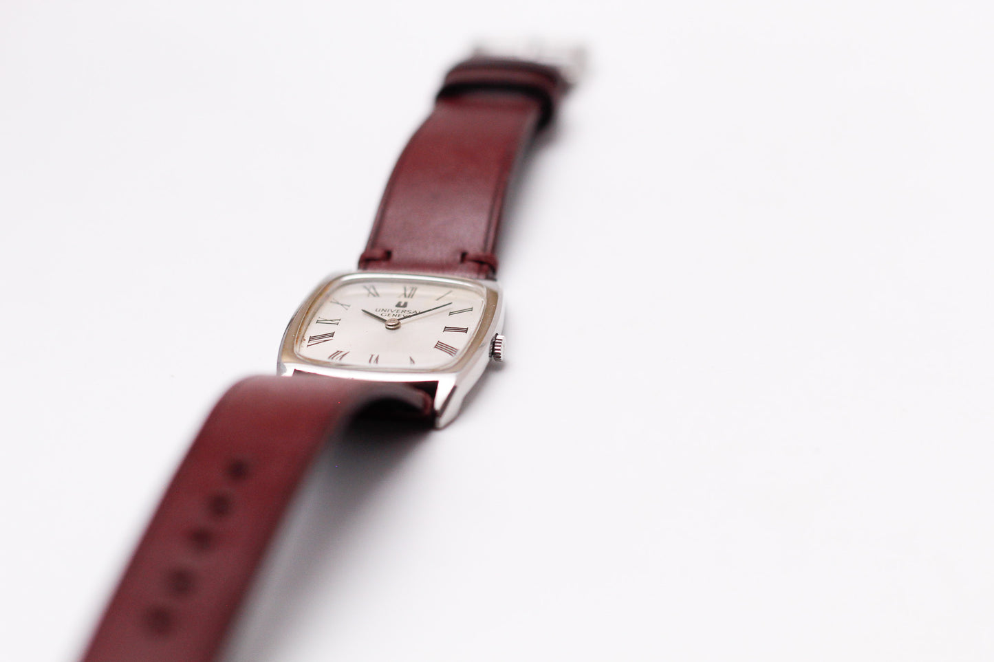 [Serviced] 11960s Universal Genève Straight Grain Silver Roman Dial Men's Mechanical Wrist Watch
