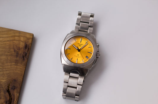 1996 Seiko AGS Kinetic Orange Sunburst Dial Men's Wrist-Watch