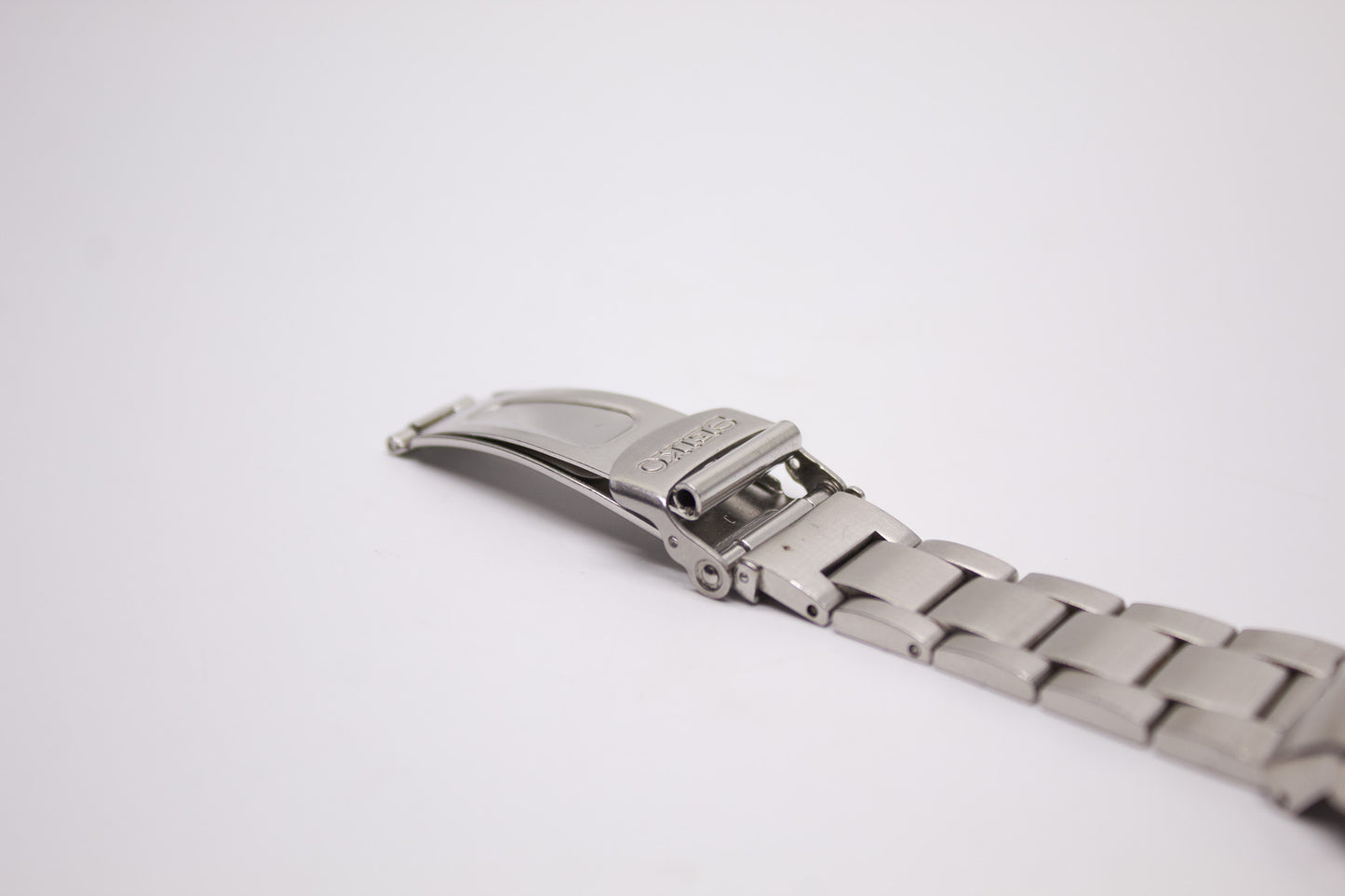 1996 Seiko AGS Kinetic Orange Sunburst Dial Men's Wrist-Watch