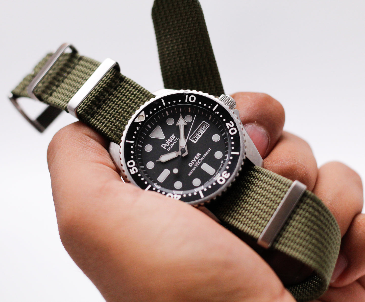 1981 Pulsar Quartz Diver Matte Black Dial Men's Wrist-Watch