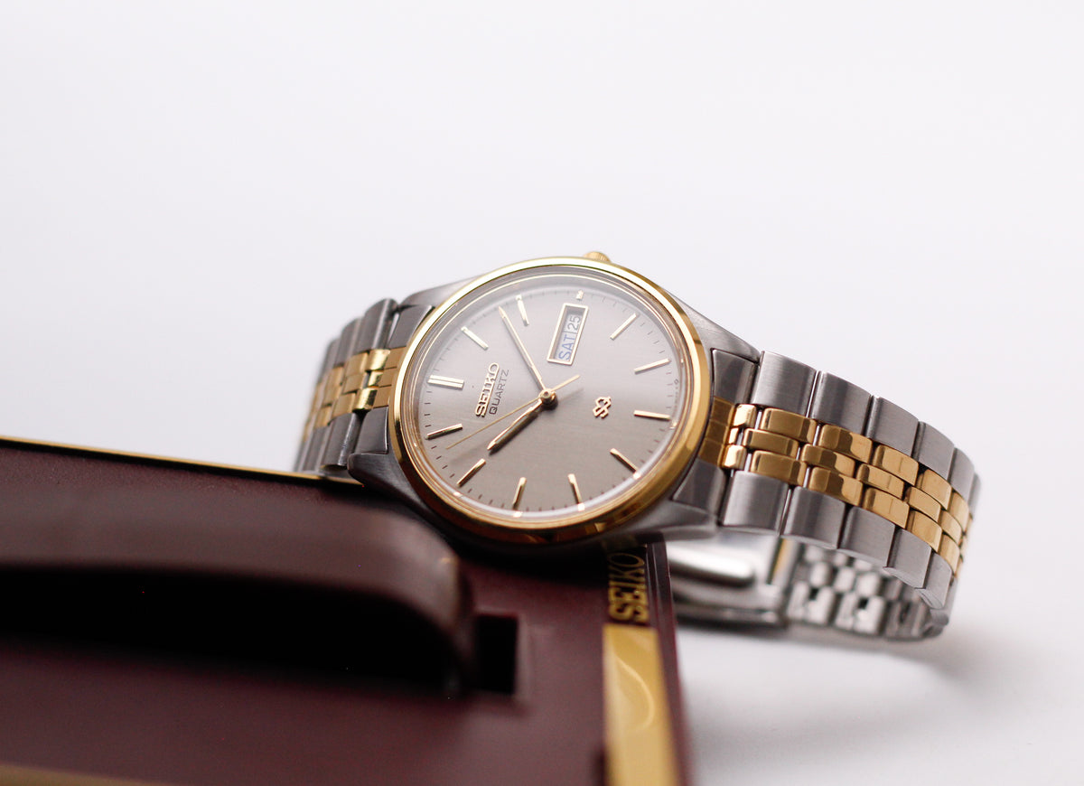 1989 Seiko SQ Quartz Two Tone Gray Dial Men's Wrist-Watch W/Box